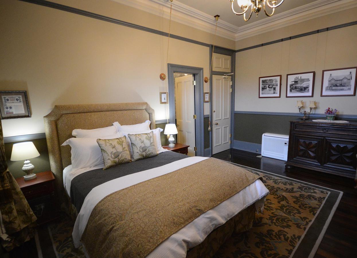 Old Bank Boutique Hotel Mittagong Eksteriør bilde