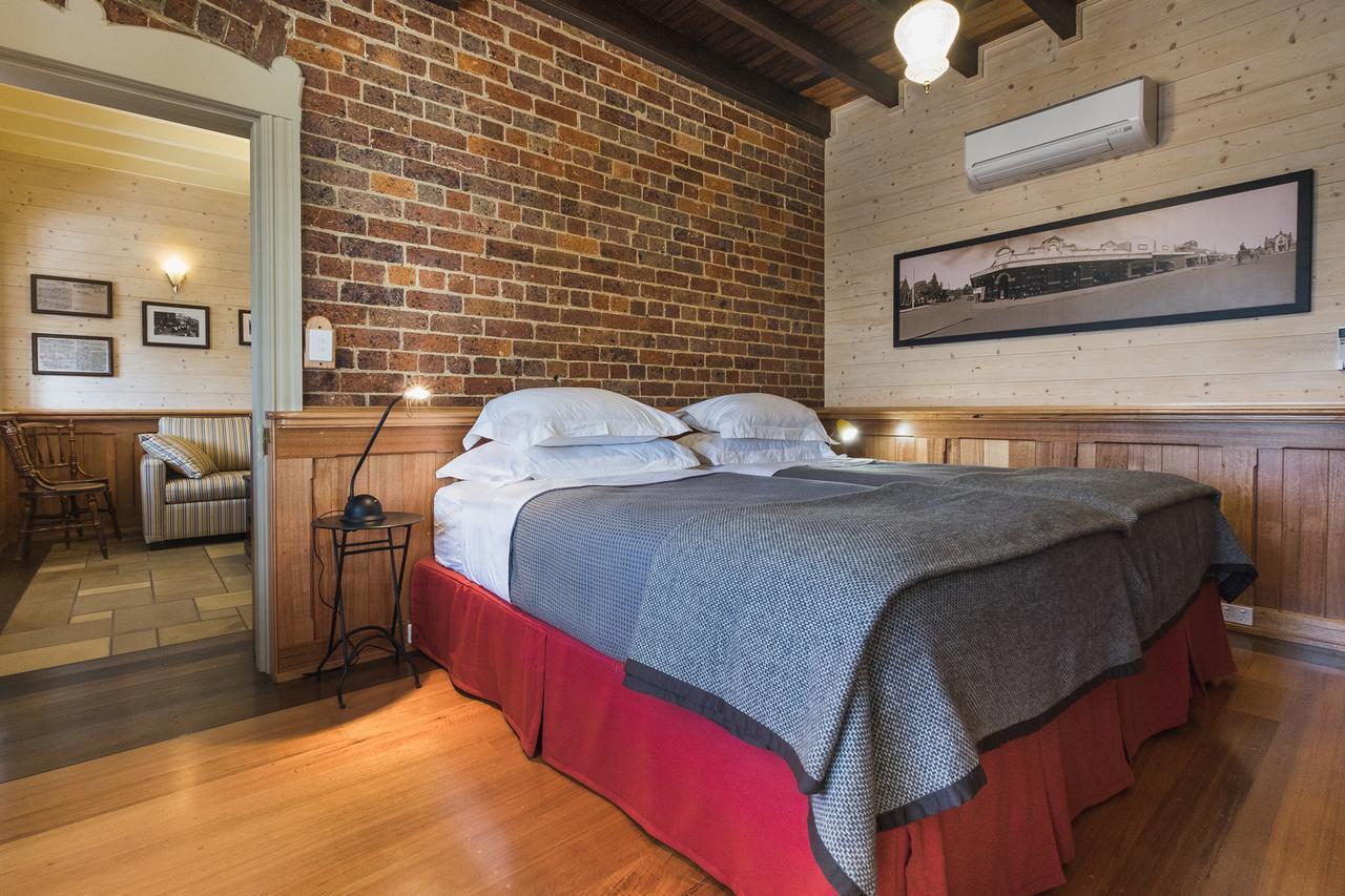 Old Bank Boutique Hotel Mittagong Eksteriør bilde